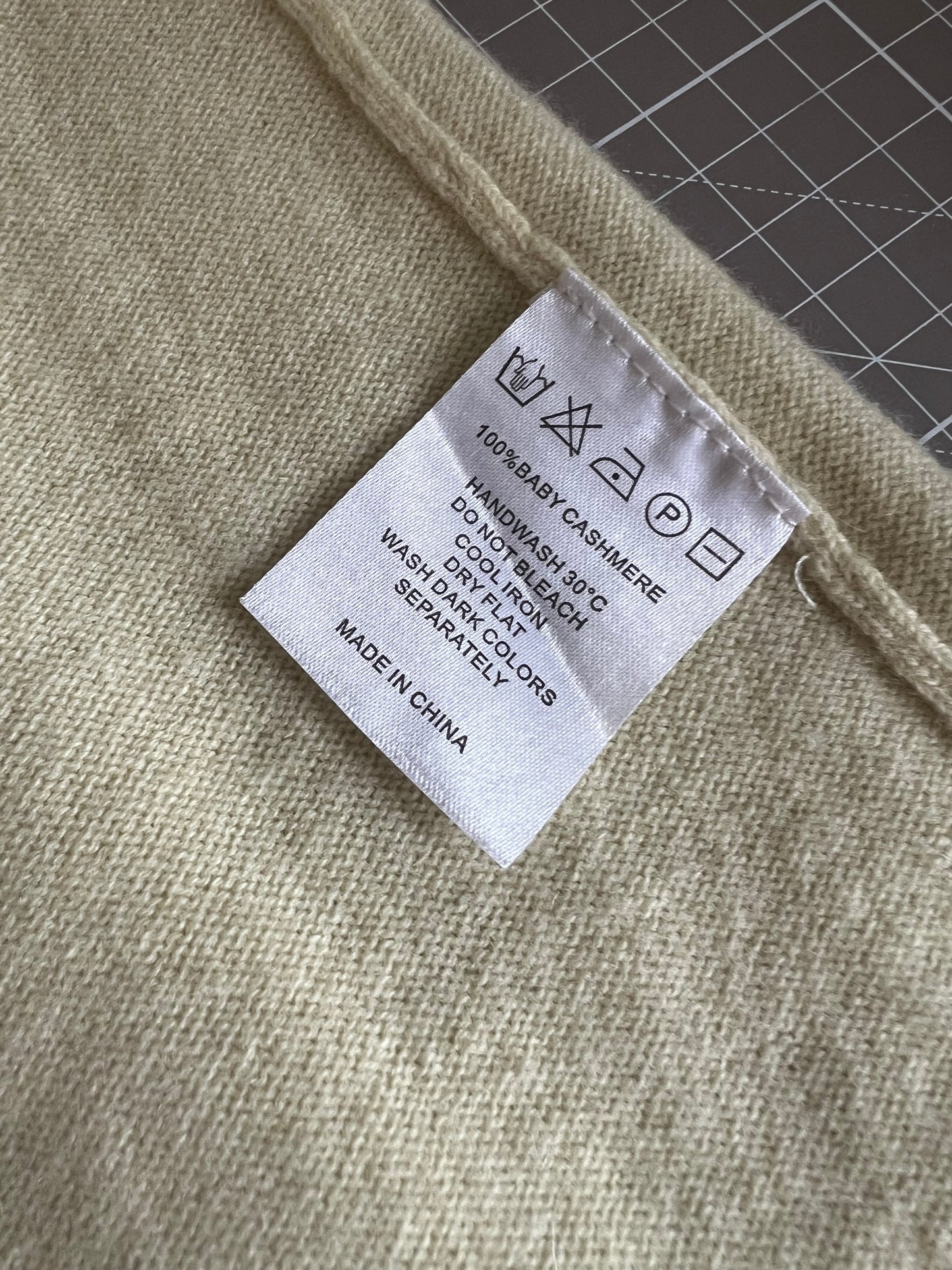 BUTTER YELLOW