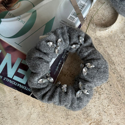 GLOW [SPECIAL EDITION]