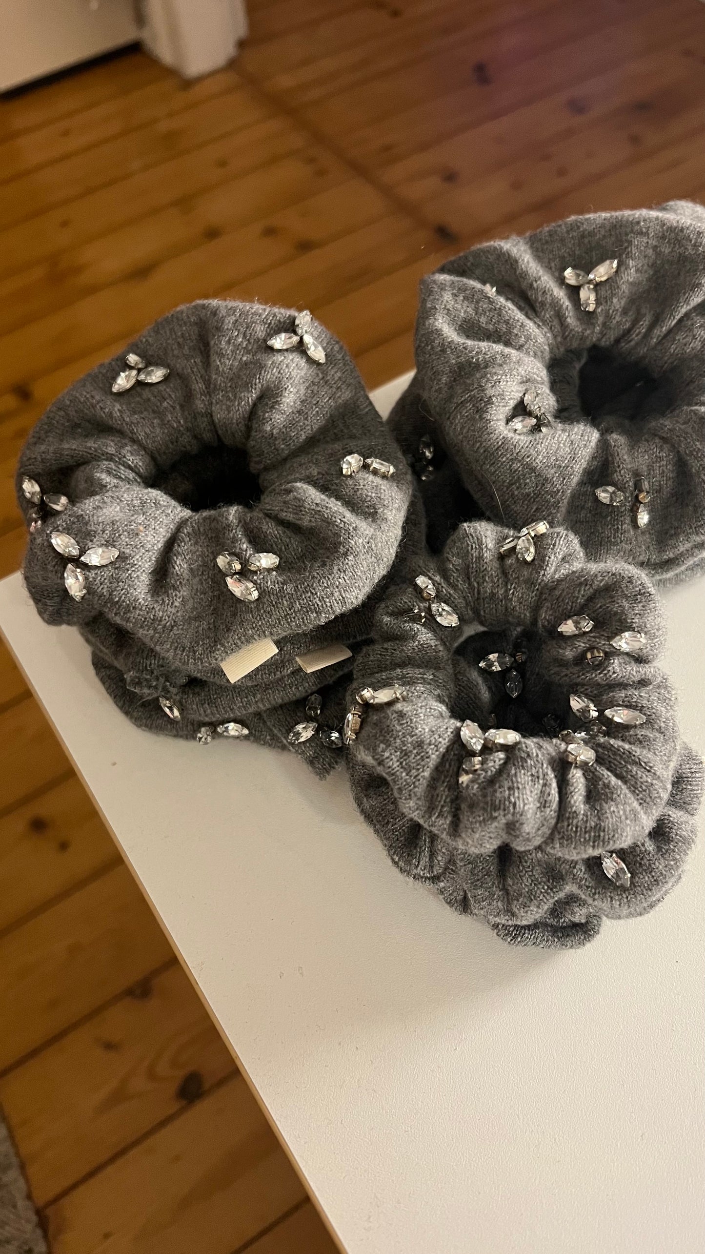 GLOW [SPECIAL EDITION]