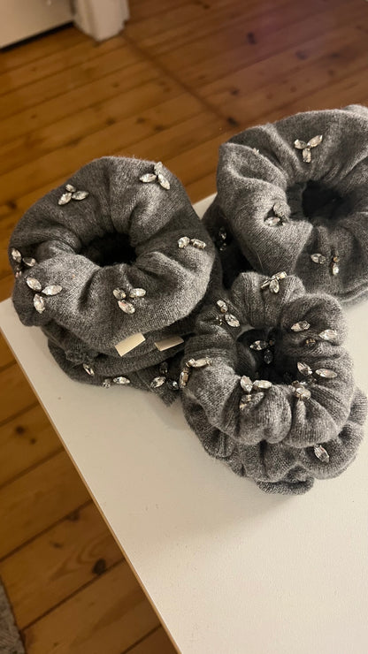 GLOW [SPECIAL EDITION]