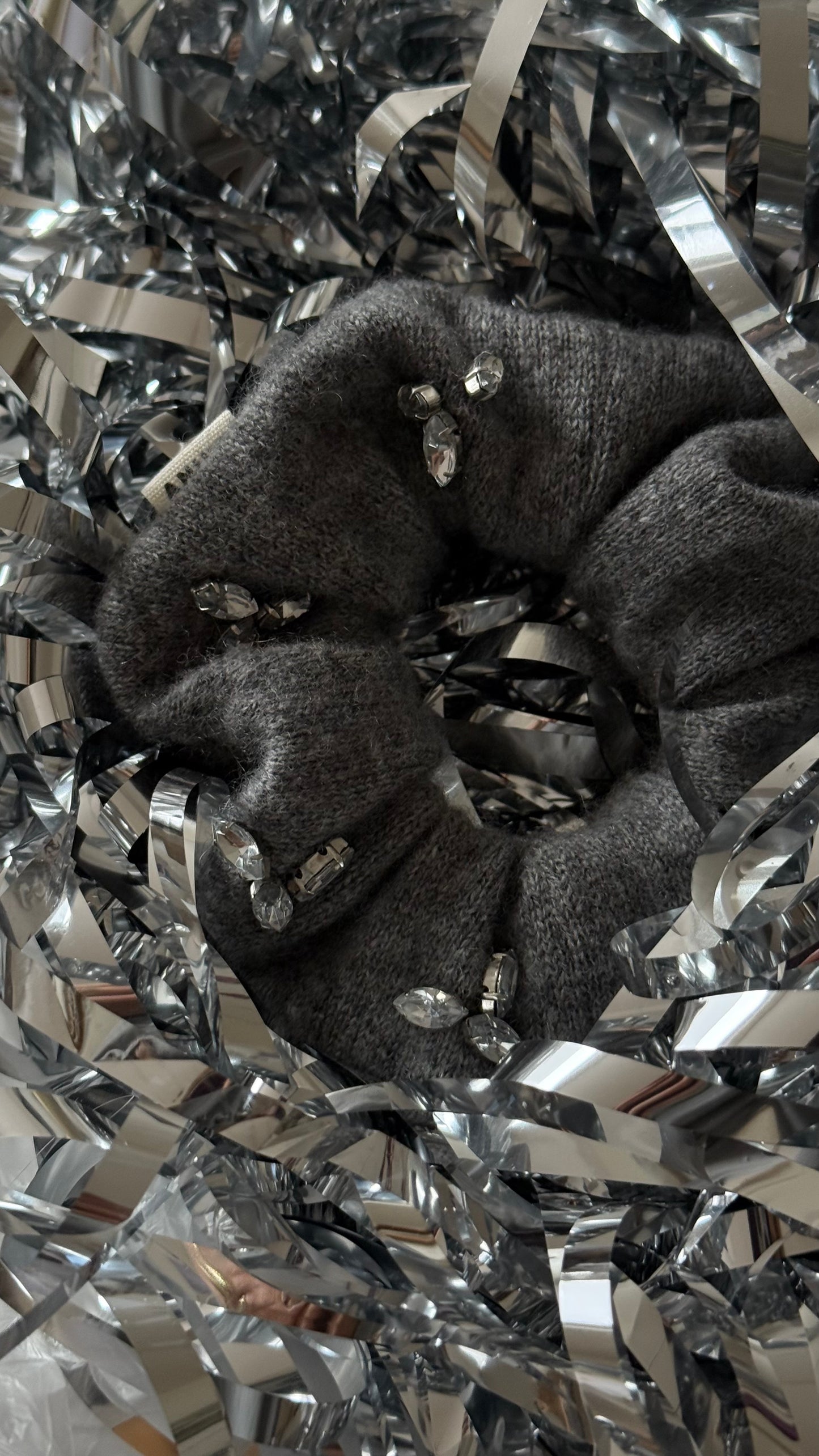 GLOW [SPECIAL EDITION]