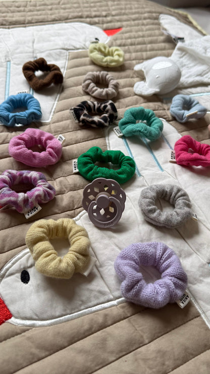 BABY SCRUNCHIE