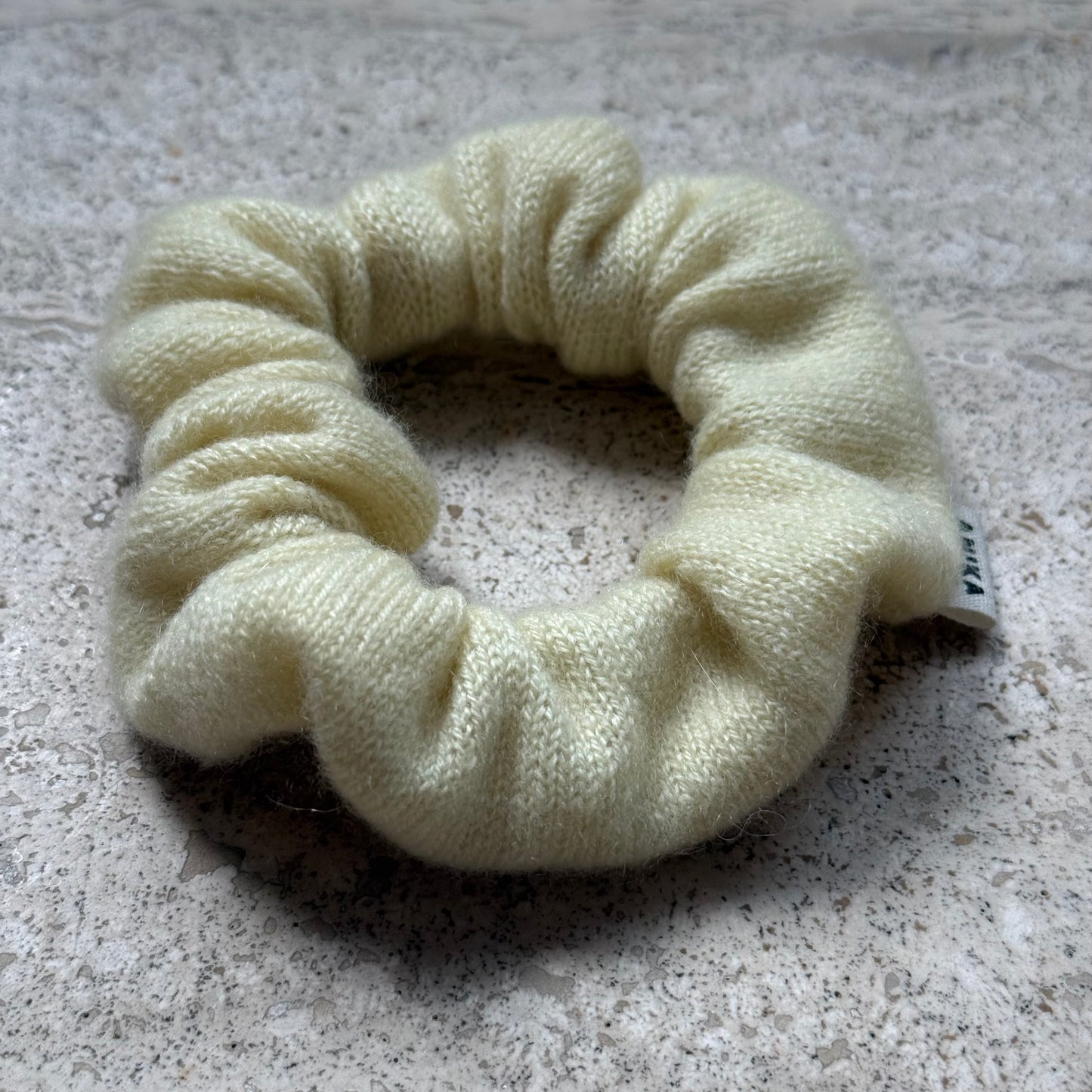 BUTTER YELLOW