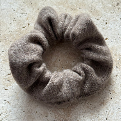SOFT TAUPE