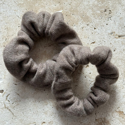 SOFT TAUPE